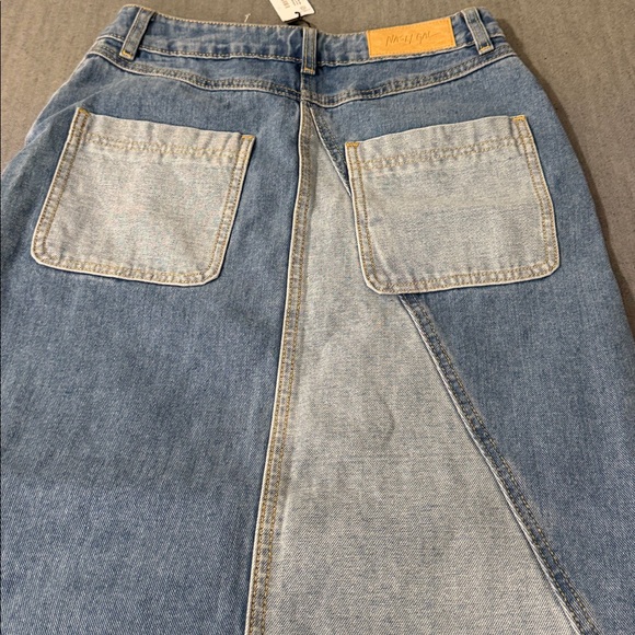 Nasty Gal Denim Patchwork Split Front Maxi Skirt Women’s Size 6 Blue NWT - Picture 4 of 10